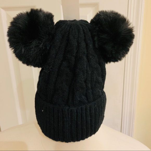 Sale Host Pick NWT Super Soft Black Pom Pom Beanie - Picture 3 of 5